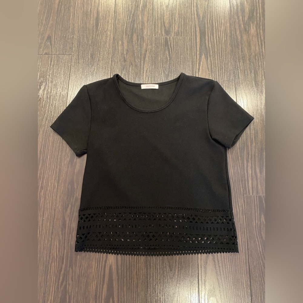 4 for 20❣️ Black tee shirt with cut out details